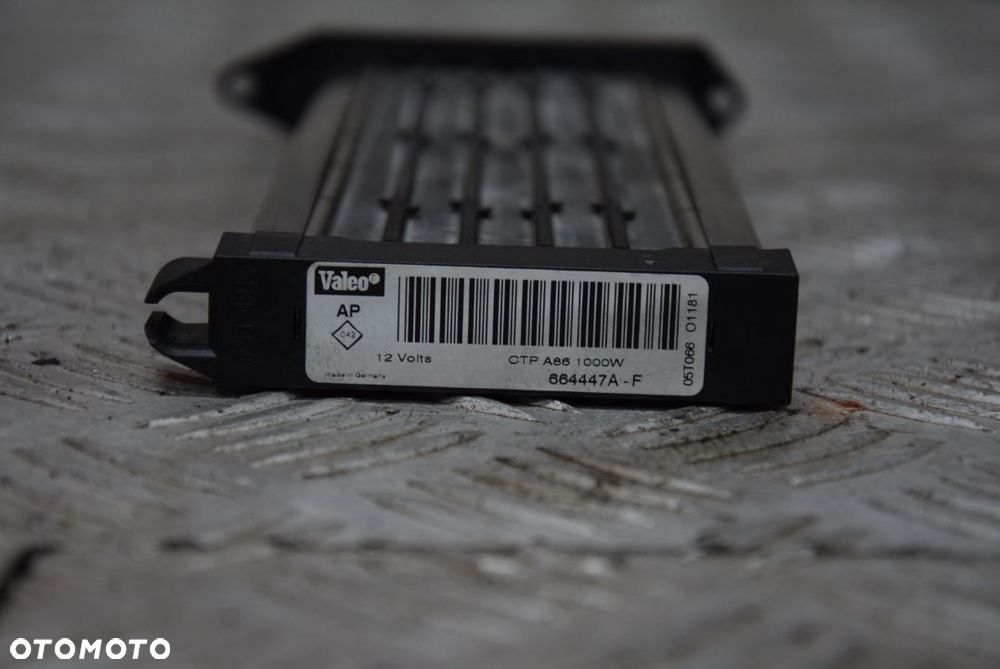 JEEP GRAND CHEROKEE WK 3.0 CRD NAGRZEWNICA ELEKTRYCZNA - 4