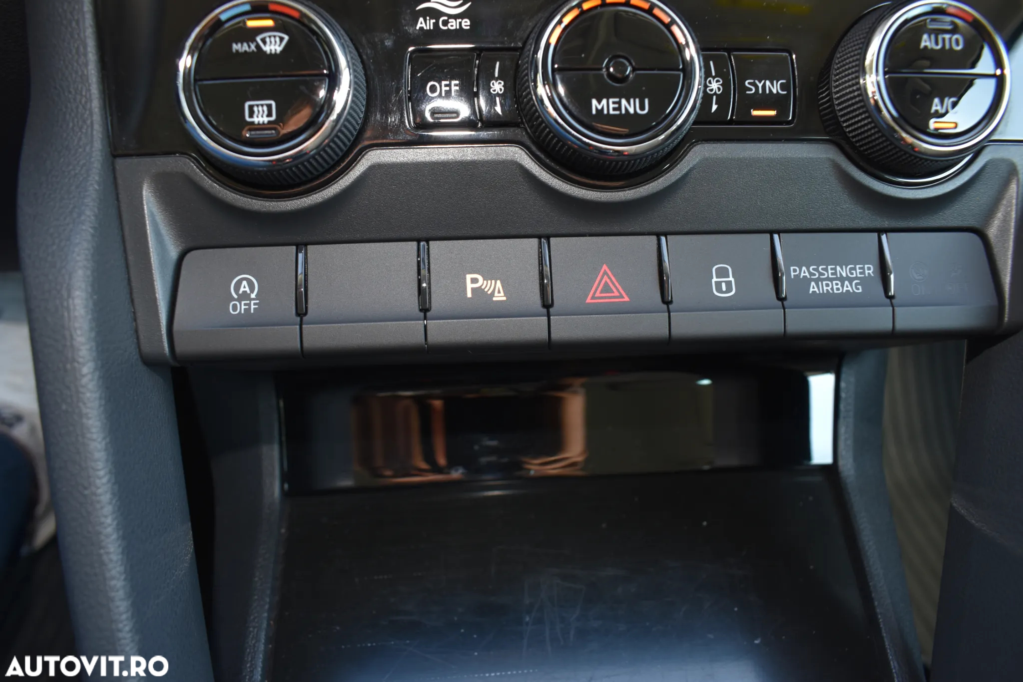 Skoda Karoq 2.0 TDI DSG Ambition - 33