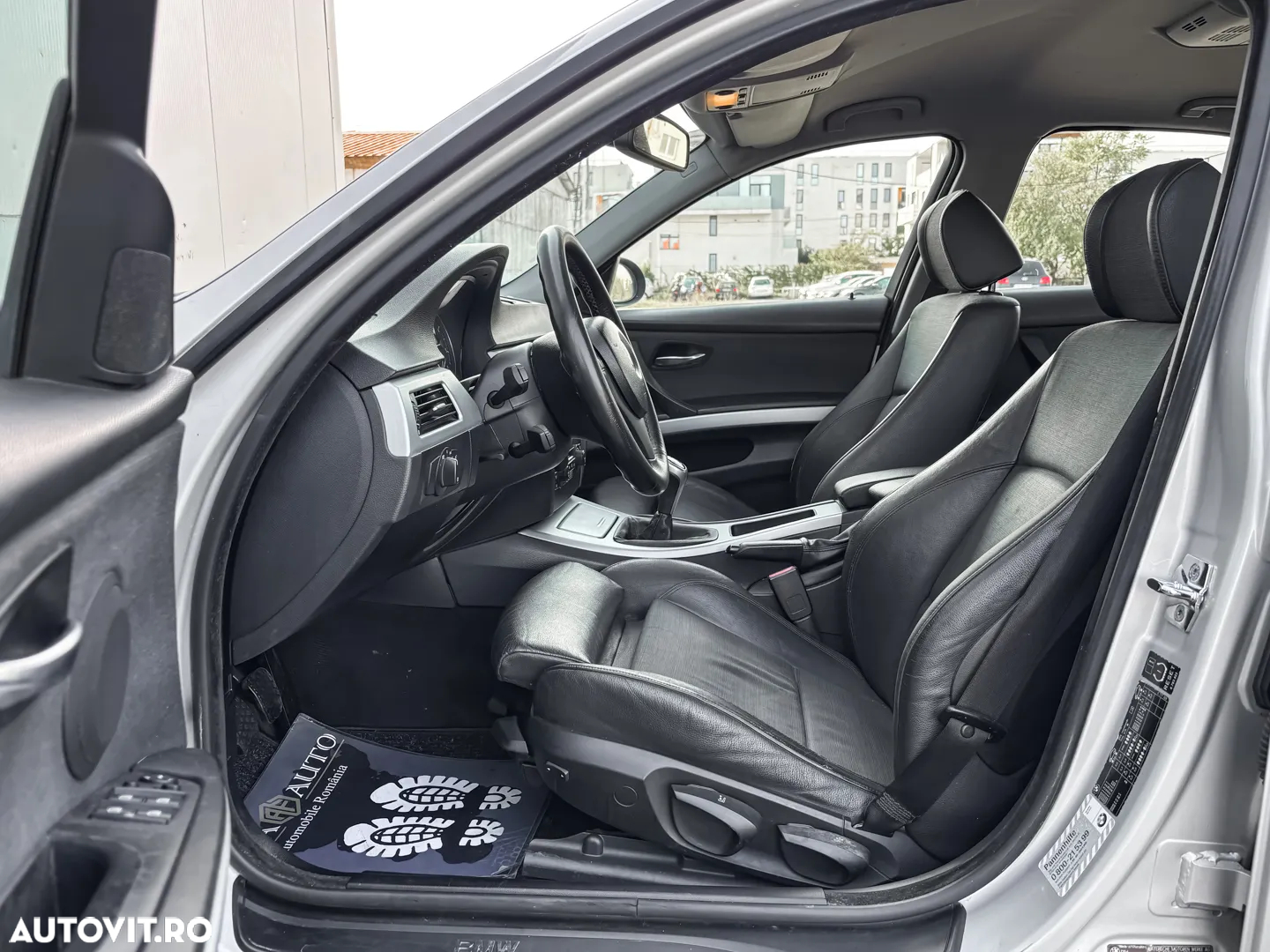 BMW Seria 3 320d - 8