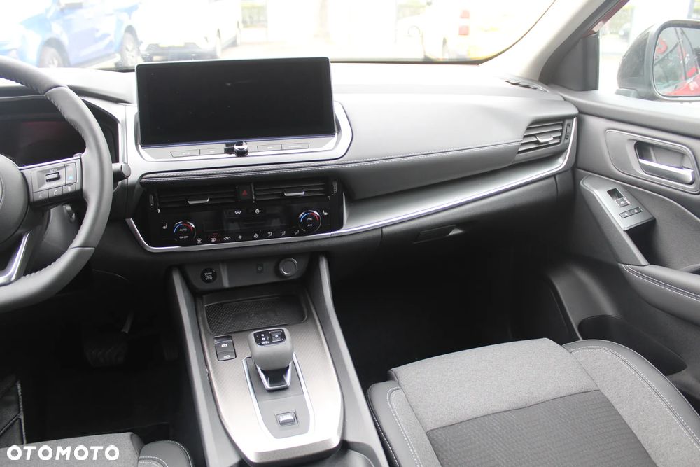 Nissan Qashqai 1.3 DIG-T MHEV N-Connecta Xtronic - 17