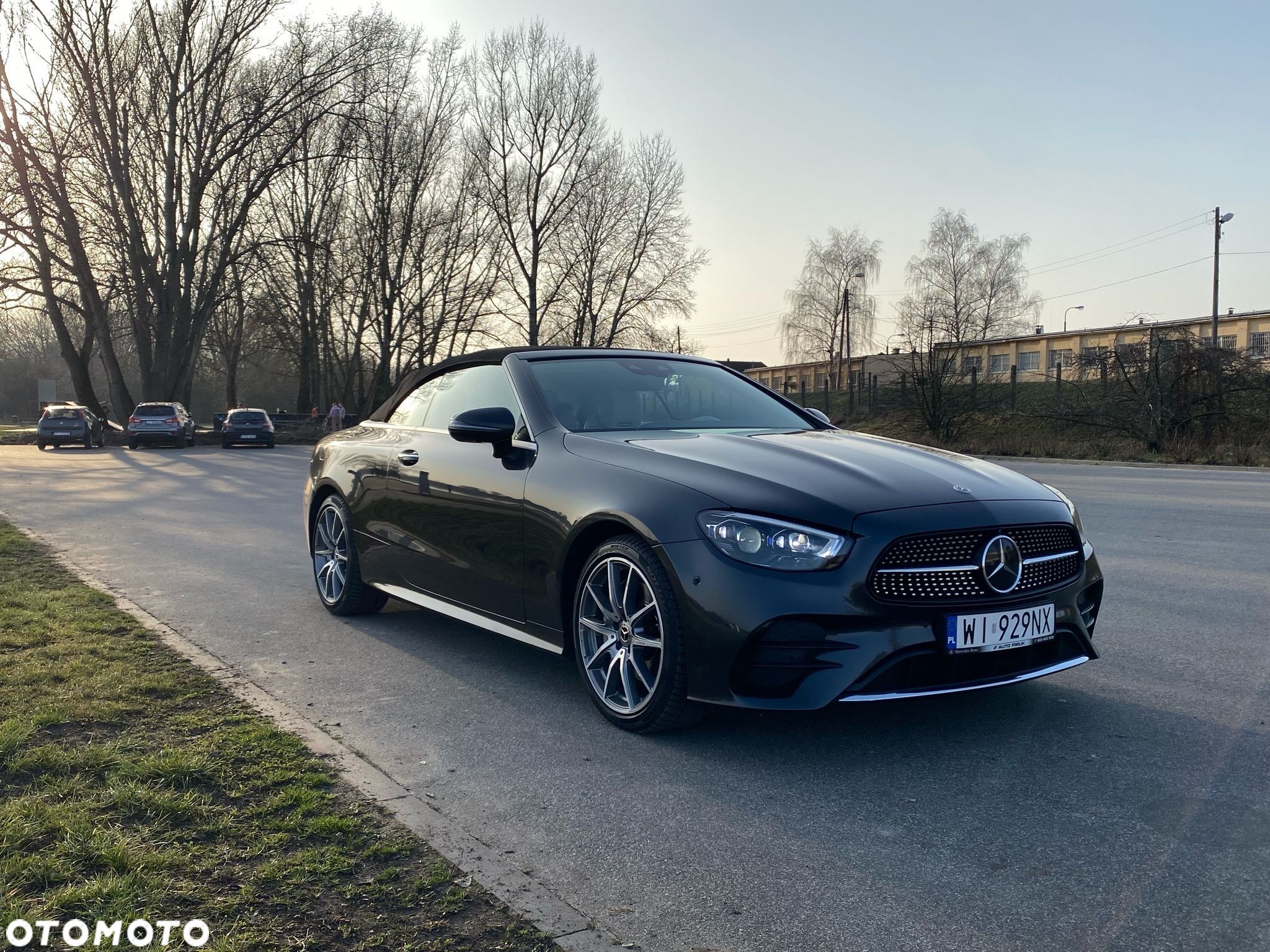 Mercedes-Benz Klasa E 220 d 4Matic Cabrio 9G-TRONIC AMG Line - 1