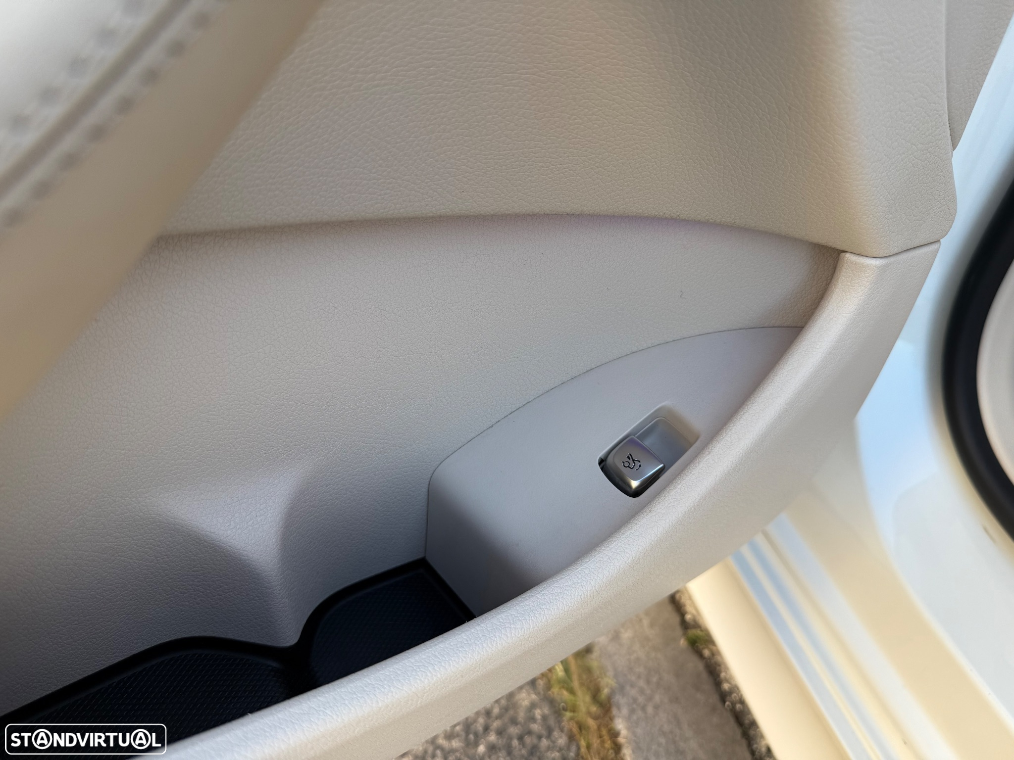 Mercedes-Benz E 200 AMG Line Aut. - 20