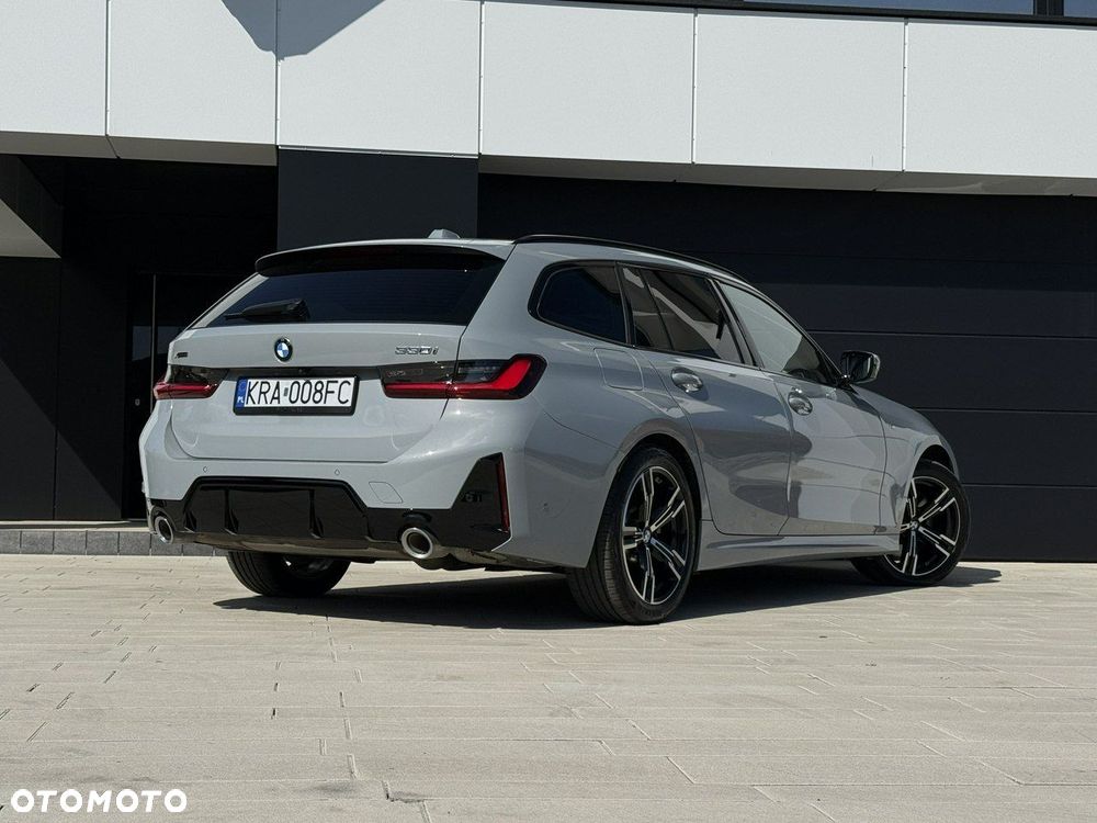 BMW Seria 3 330i xDrive M Sport - 25