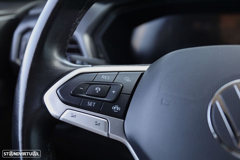 VW T-Cross 1.0 TSI - 12