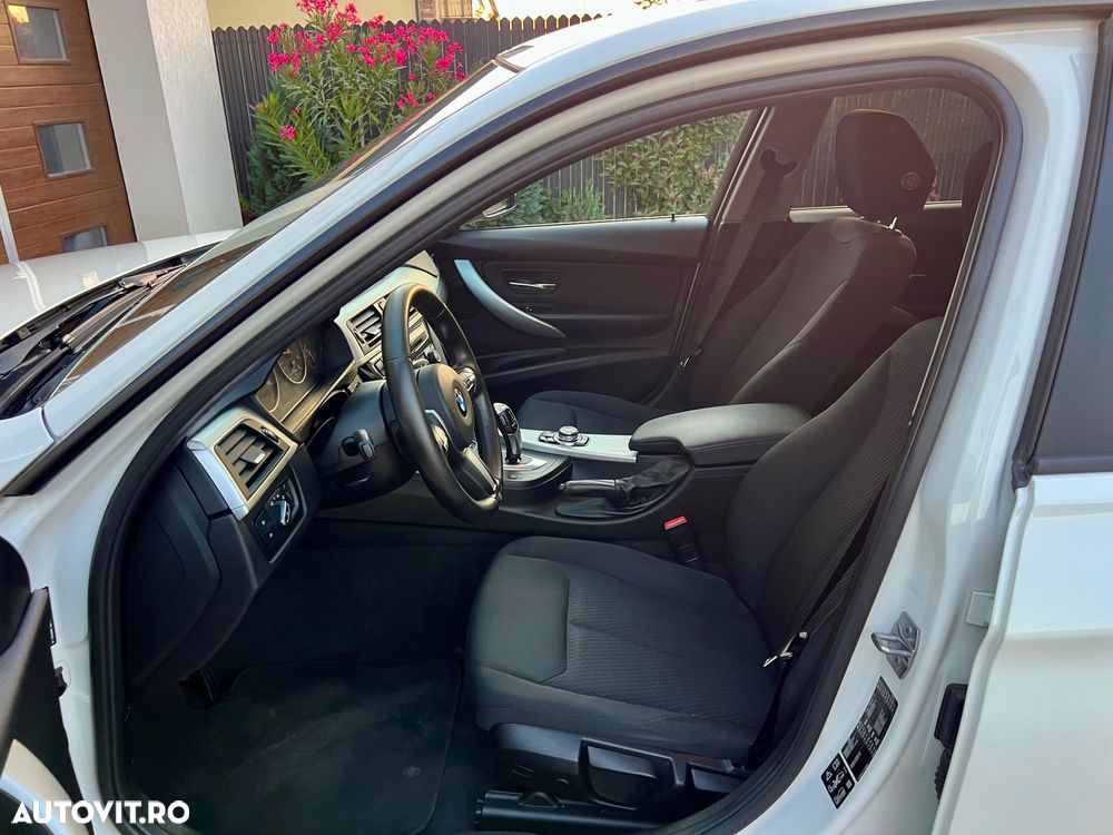 BMW Seria 3 320d Aut. xDrive Edition Luxury Line Purity - 28