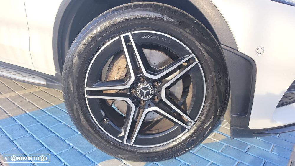 Mercedes-Benz GLC 220 d Coupe 4Matic 9G-TRONIC AMG Line - 24