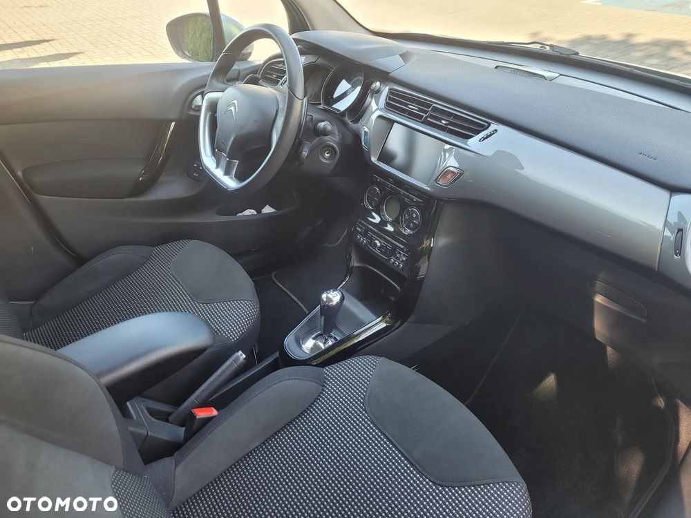 Citroën C3 1.2 PureTech Exclusive ETG - 13