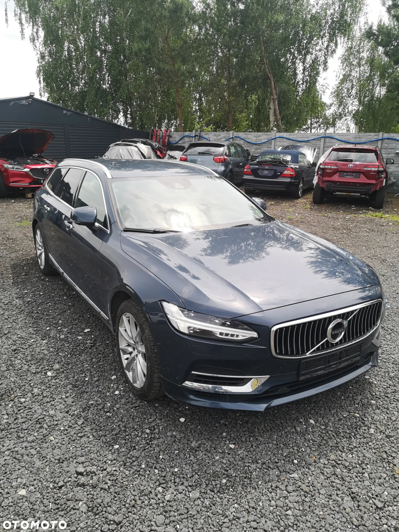 Volvo V90 T8 AWD Plug-In Hybrid Inscription - 2