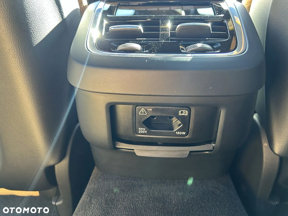 Volvo V90 D5 AWD Inscription - 23