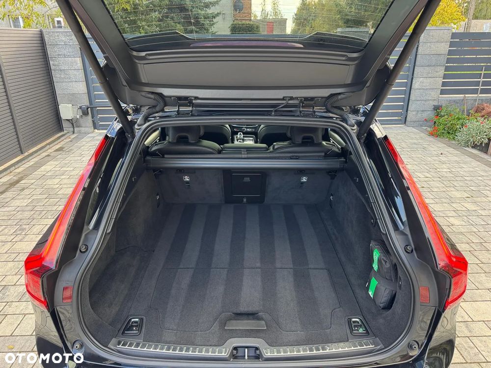 Volvo V90 B5 B Ultimate Dark - 8