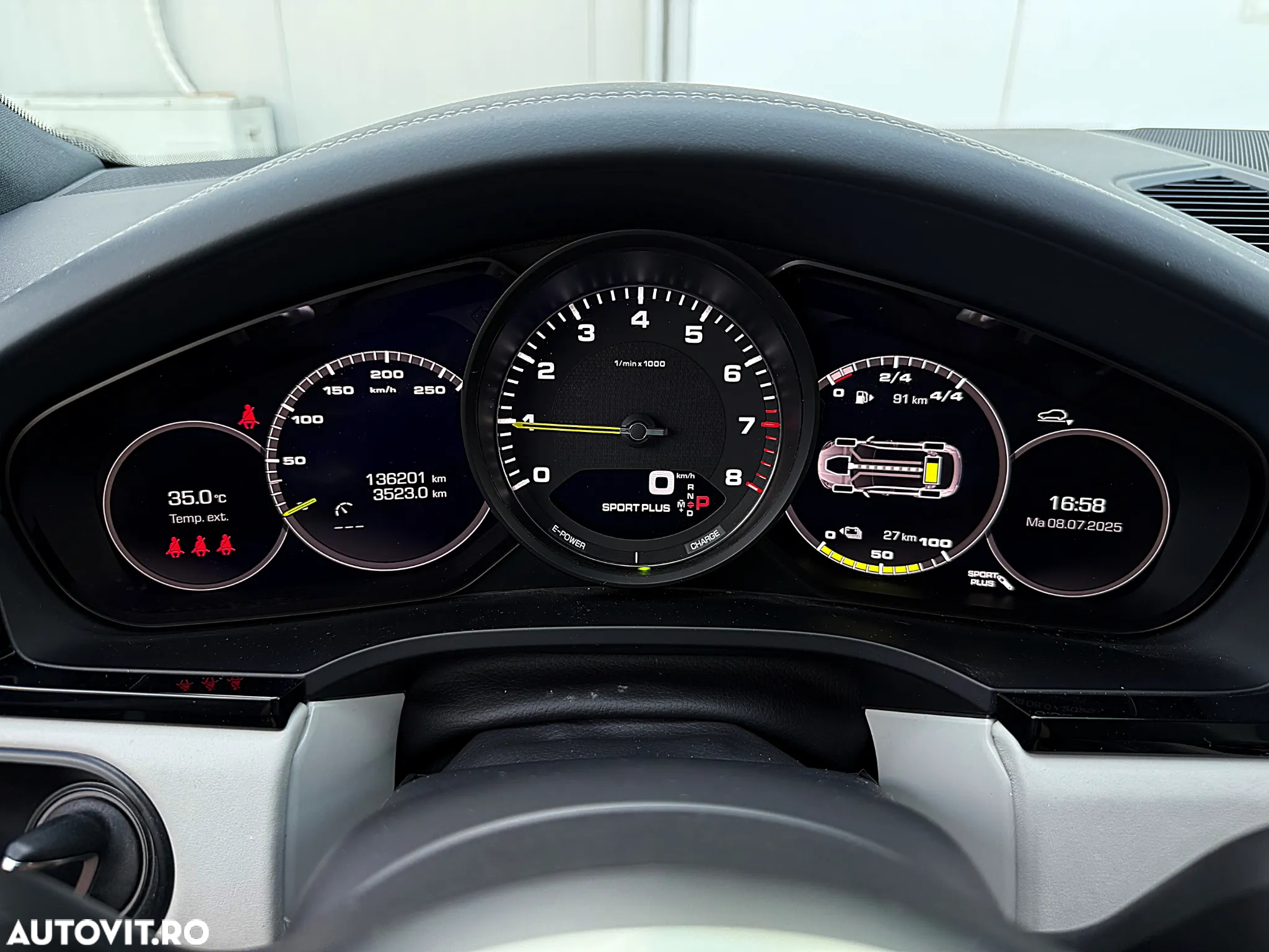 Porsche Cayenne Coupe E-Hybrid Tiptronic S Platinum Edition - 40