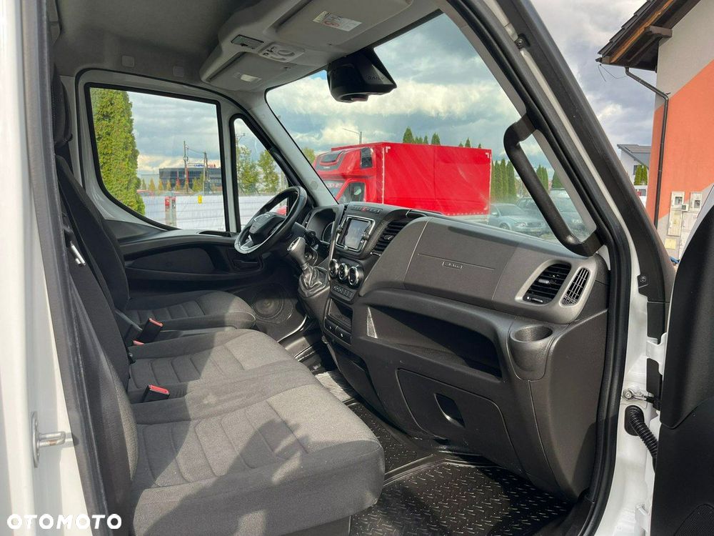 Iveco Daily 35S14 - 11