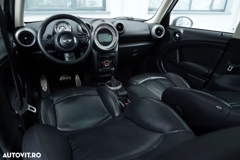 Mini Countryman - 10