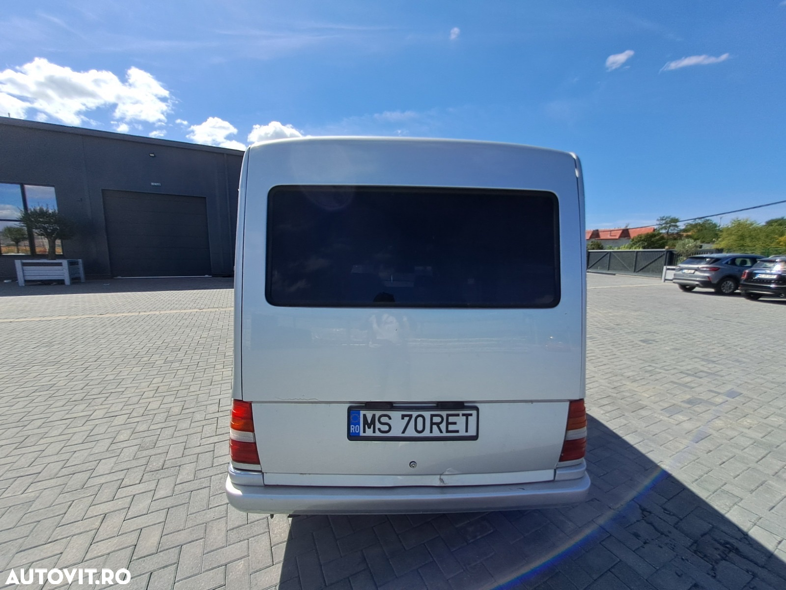Mercedes-Benz W124 - 30