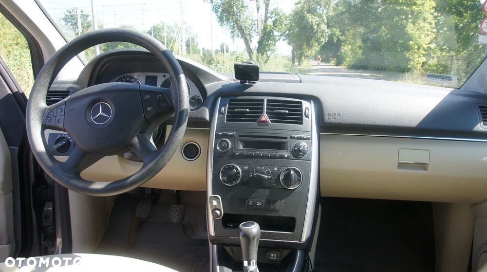 Mercedes-Benz Klasa B 180 CDI - 15