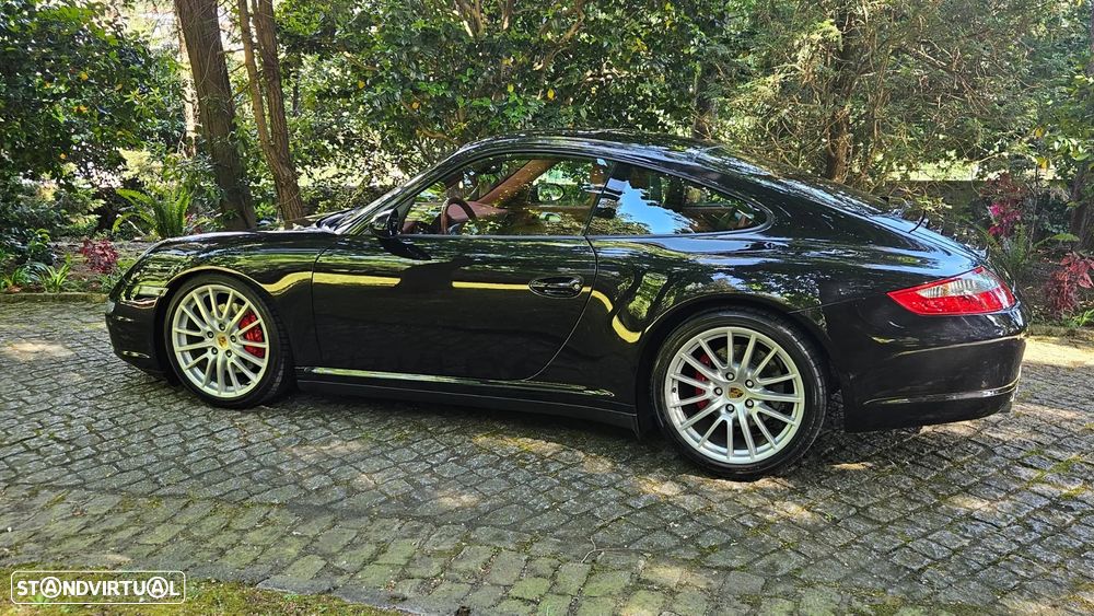Porsche 911 (997) Carrera 4S - 13