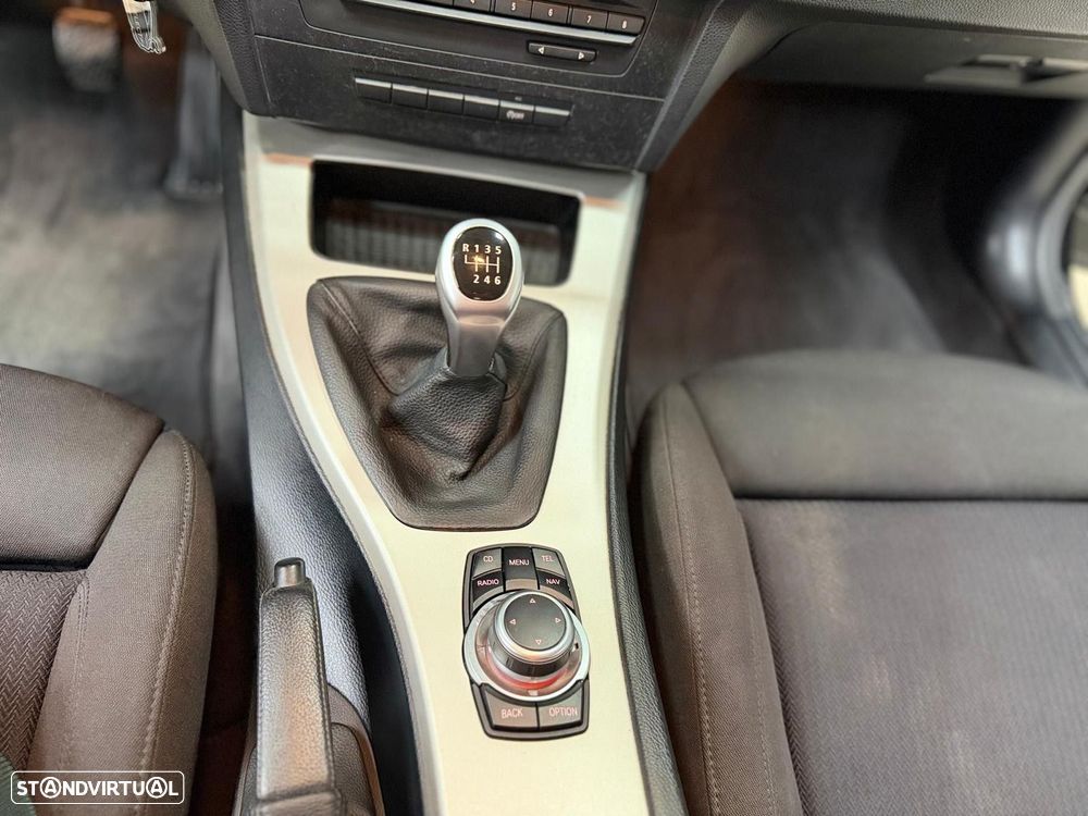 BMW 320 d Navigation - 22