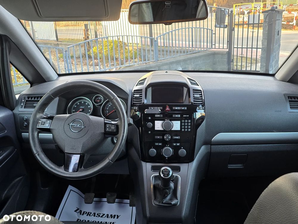 Opel Zafira 1.8 Cosmo - 21