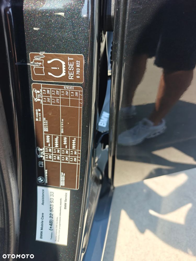 BMW Seria 3 325xi - 22