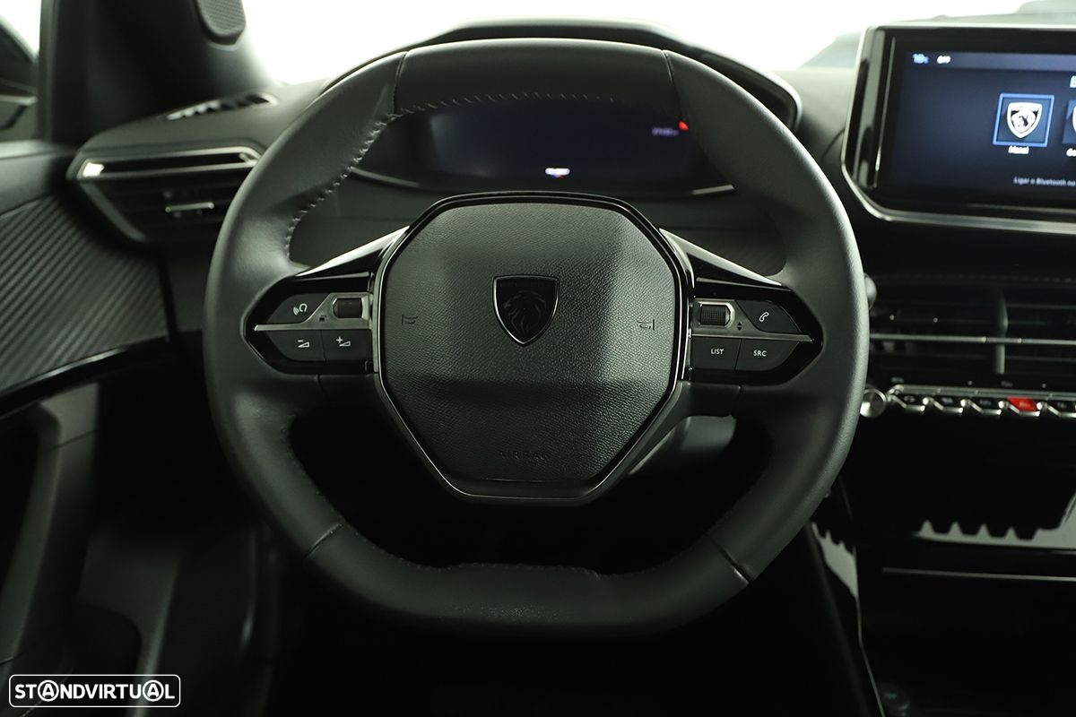 Peugeot 2008 1.2 PureTech Allure - 13