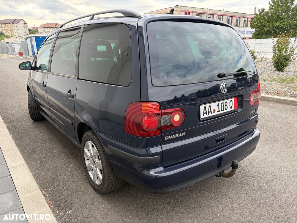 Volkswagen Sharan 2.0 TDI DPF BlueMotion Technology Trendline - 5
