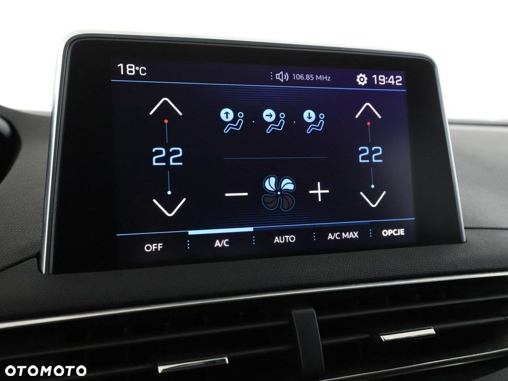 Peugeot 3008 1.6 BlueHDi Allure S&S EAT6 - 26