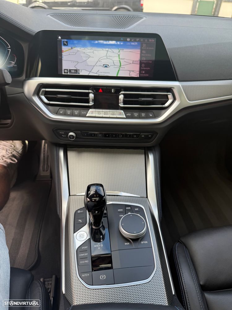 BMW 420 Gran Coupé d xDrive Pack Desportivo M Auto - 14