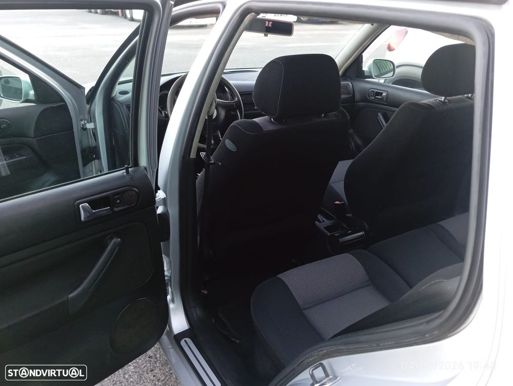 VW Golf 1.4i Confortline - 5