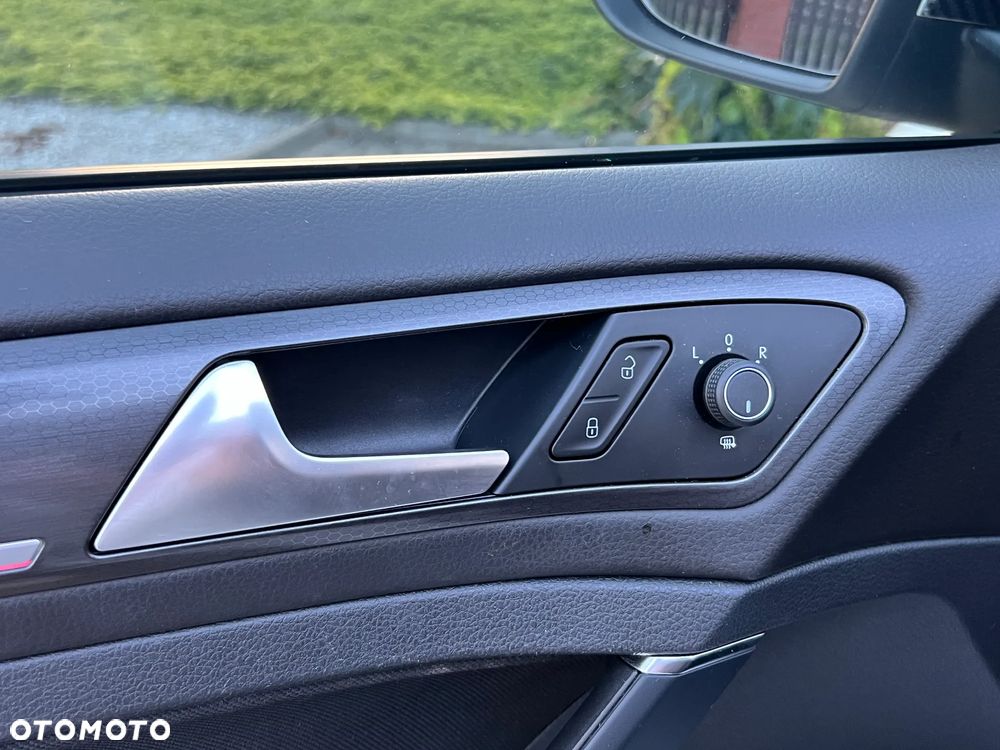 Volkswagen Golf GTI 2.0 TSI OPF DSG Performance - 27