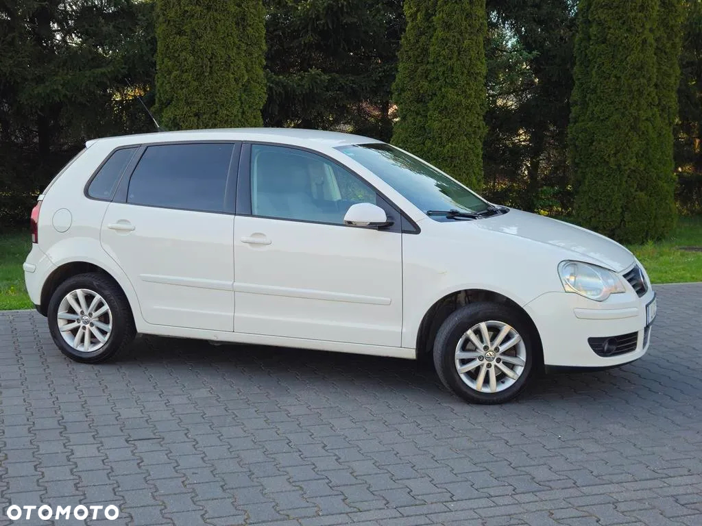 Volkswagen Polo 1.4 Comfortline - 17