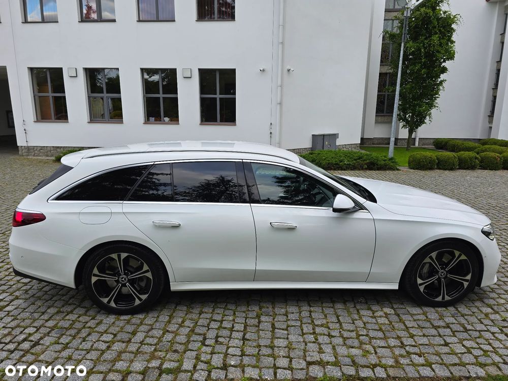 Mercedes-Benz Klasa E 300 de 4-Matic Avantgarde - 8