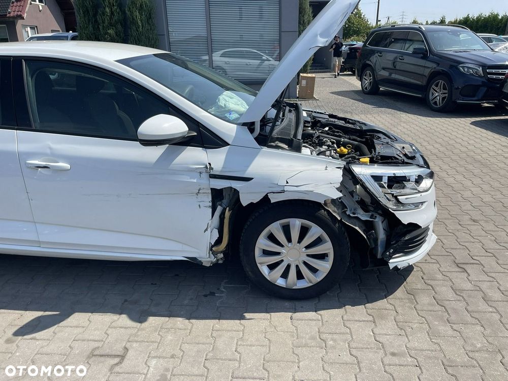 Renault Megane 1.3 TCe FAP Life - 6