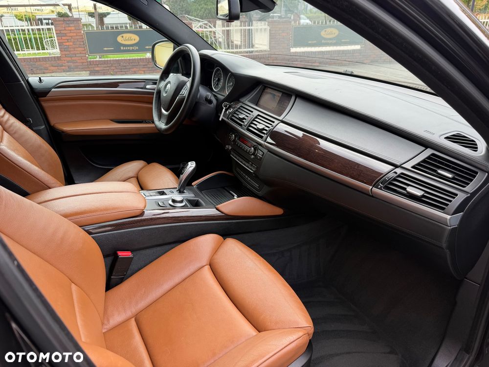 BMW X6 xDrive35i Edition Exclusive - 16