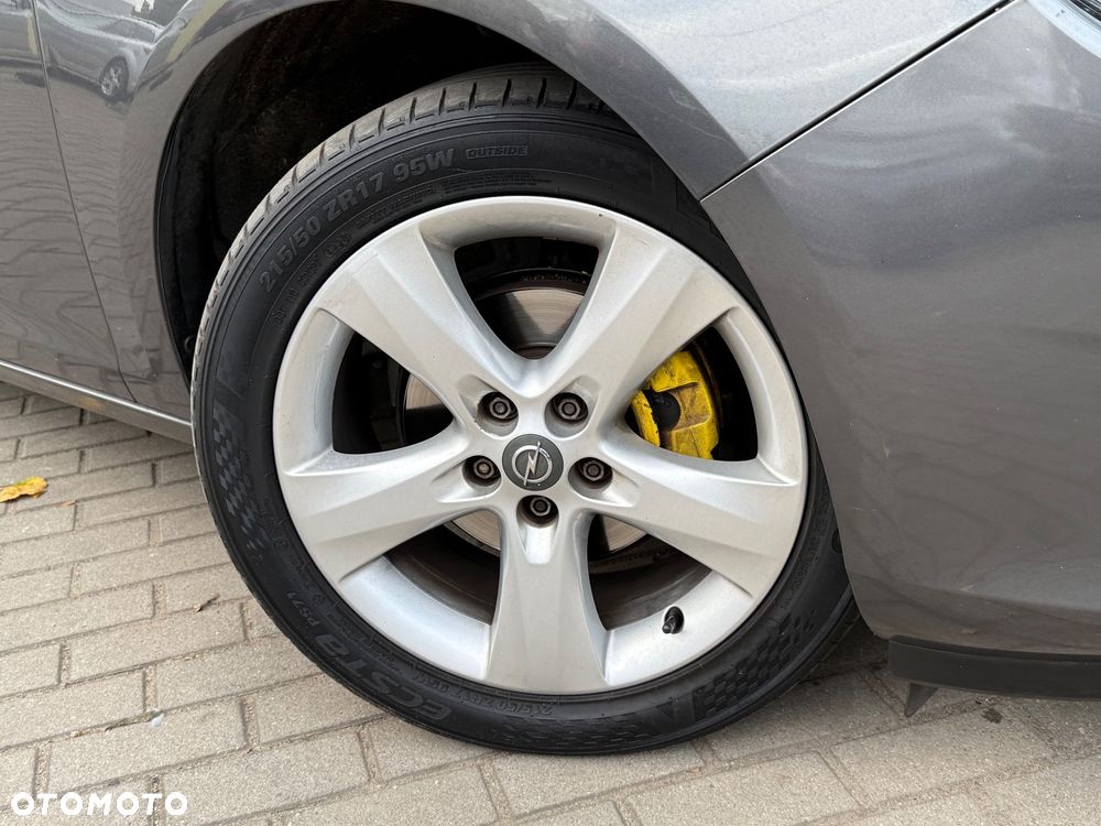 Opel Astra 1.4 Turbo Cosmo - 10