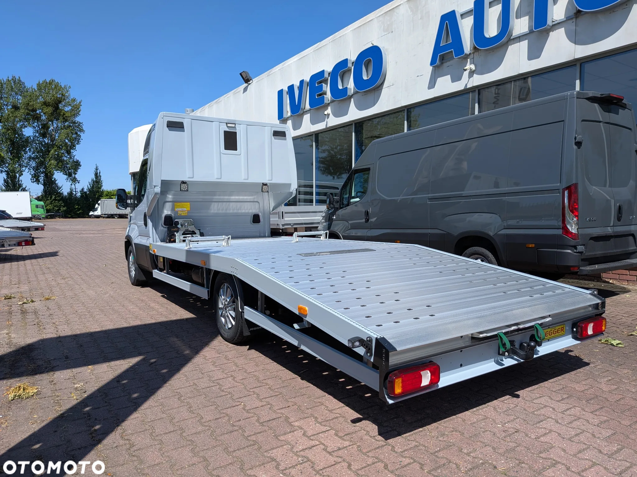 Iveco Daily 35S18HA8/P , Laweta ,Autolaweta , certyfikat VDI ,Zbiornik 280L, Tacho - 6
