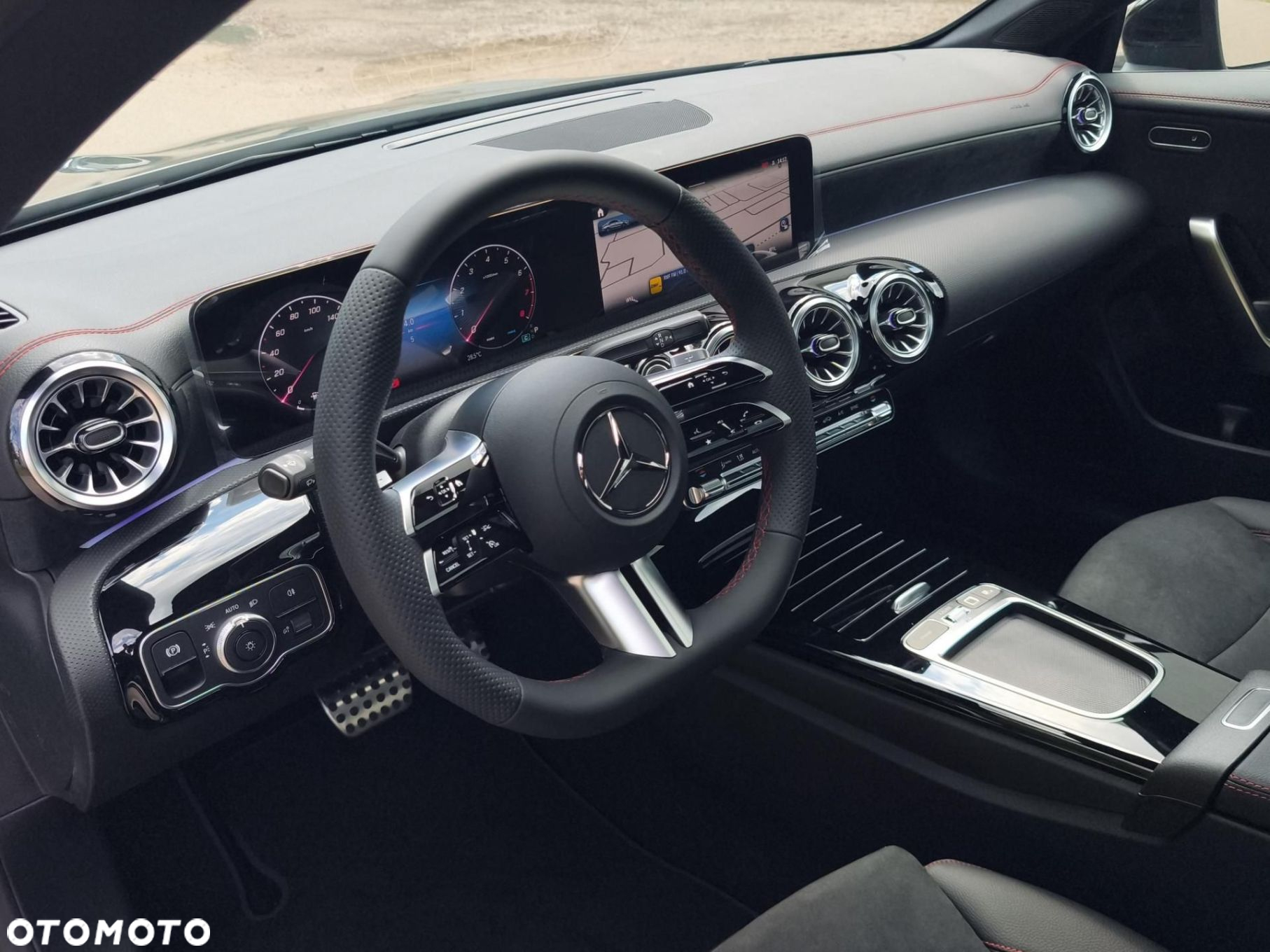 Mercedes-Benz CLA - 9