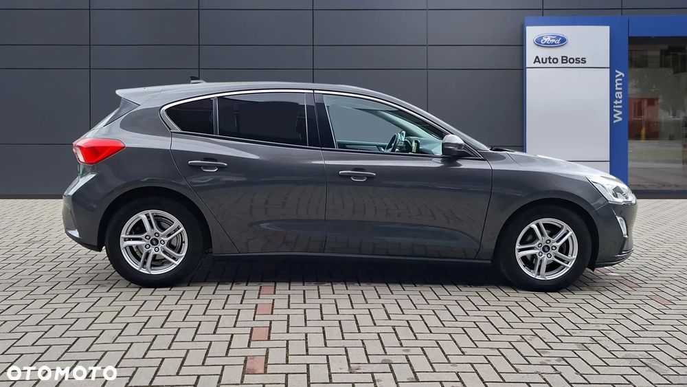 Ford Focus 1.0 EcoBoost Trend Edition - 6