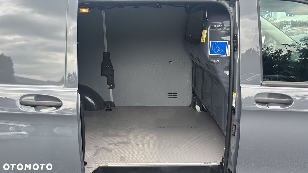 Mercedes-Benz Vito - 30