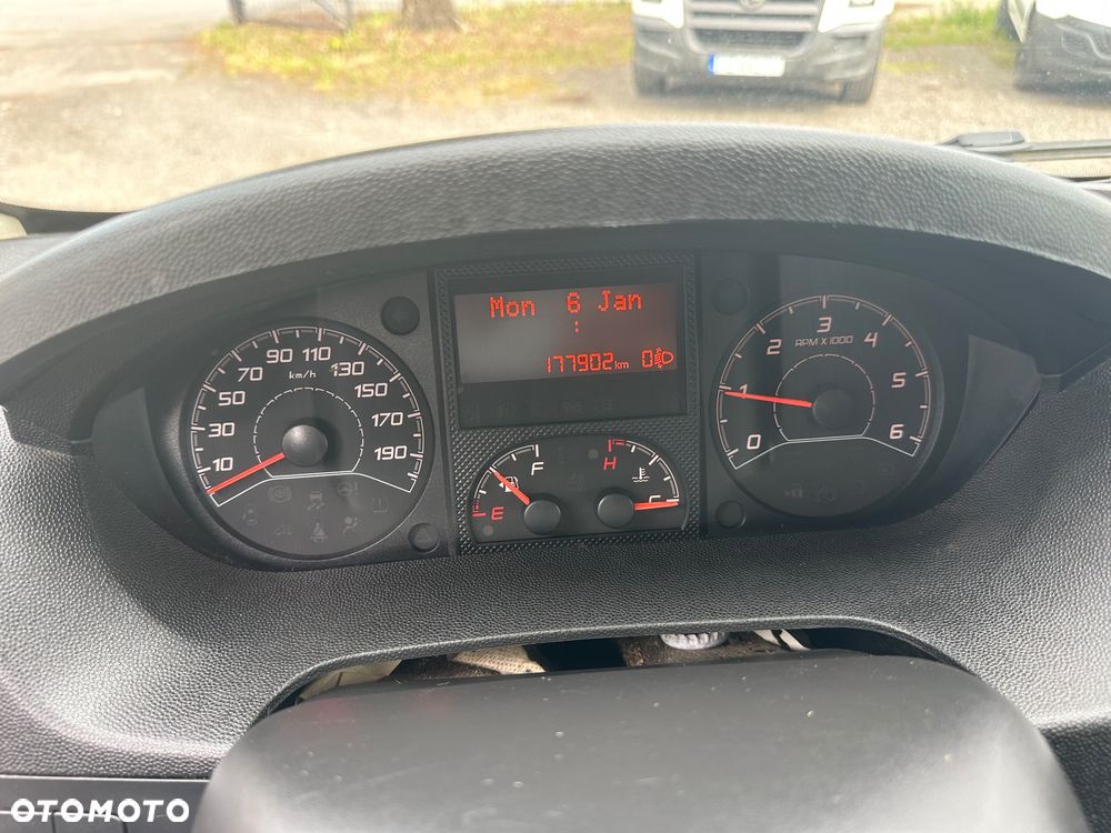 Fiat Ducato 2.3 130ps 2016r L1H1 regały warsztatowe BOTT - 25