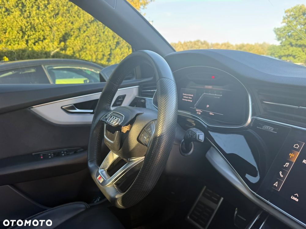 Audi Q8 - 14