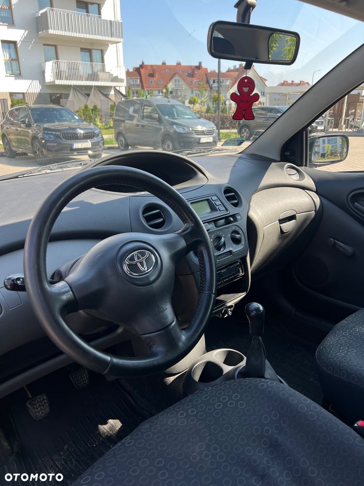 Toyota Yaris 1.4 D-4D Sol - 17