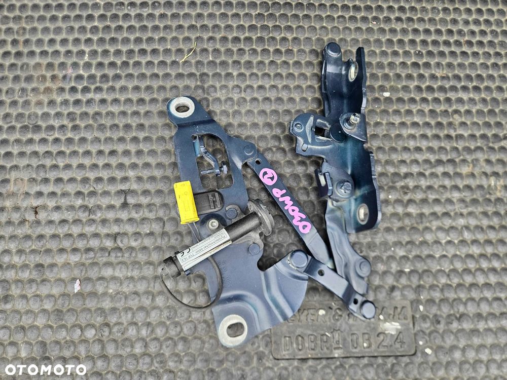 Zawias Zawiasy Maski 7249887 7263055 7249888 7263056 Nabój Pirotechniczny Ochrona Pieszych Lewy Prawy Komplet BMW 5 F10 F11 - 33