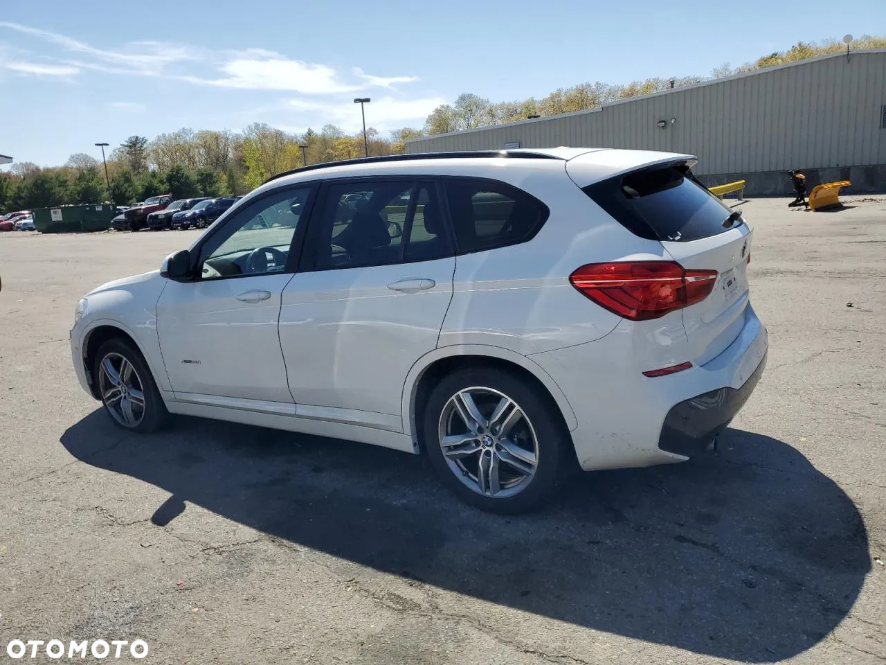 BMW X1 xDrive25i M Sport - 4