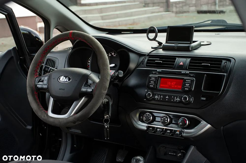 Kia Rio 1.2 Business Line - 19