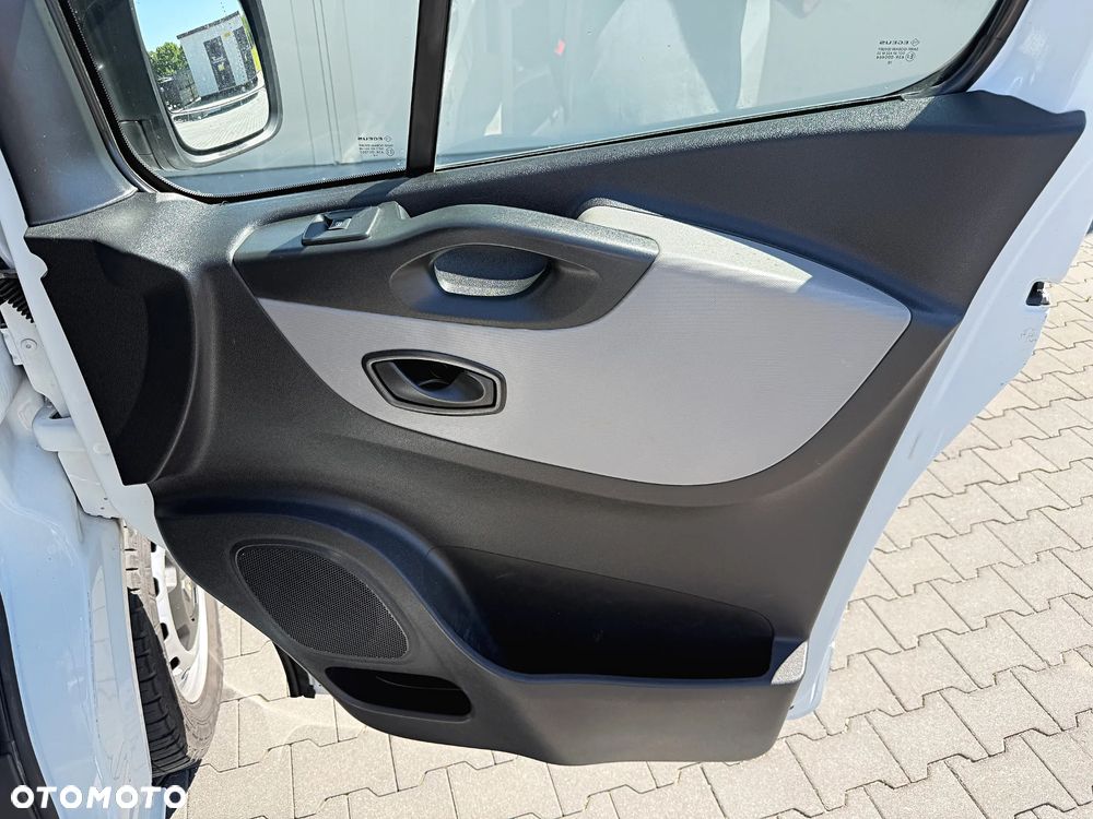 Renault Trafic - 29