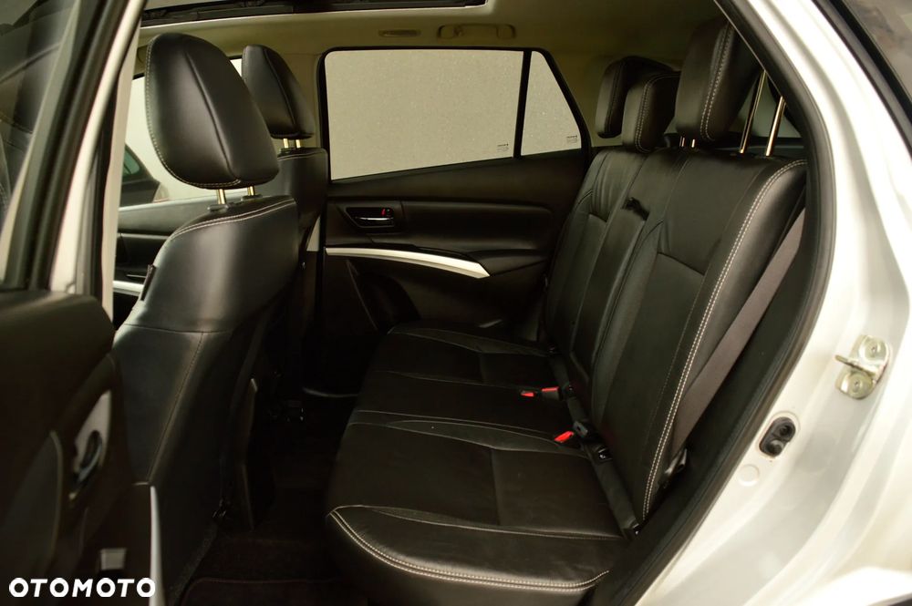 Suzuki SX4 S-Cross 1.4 T Elegance 4WD - 19