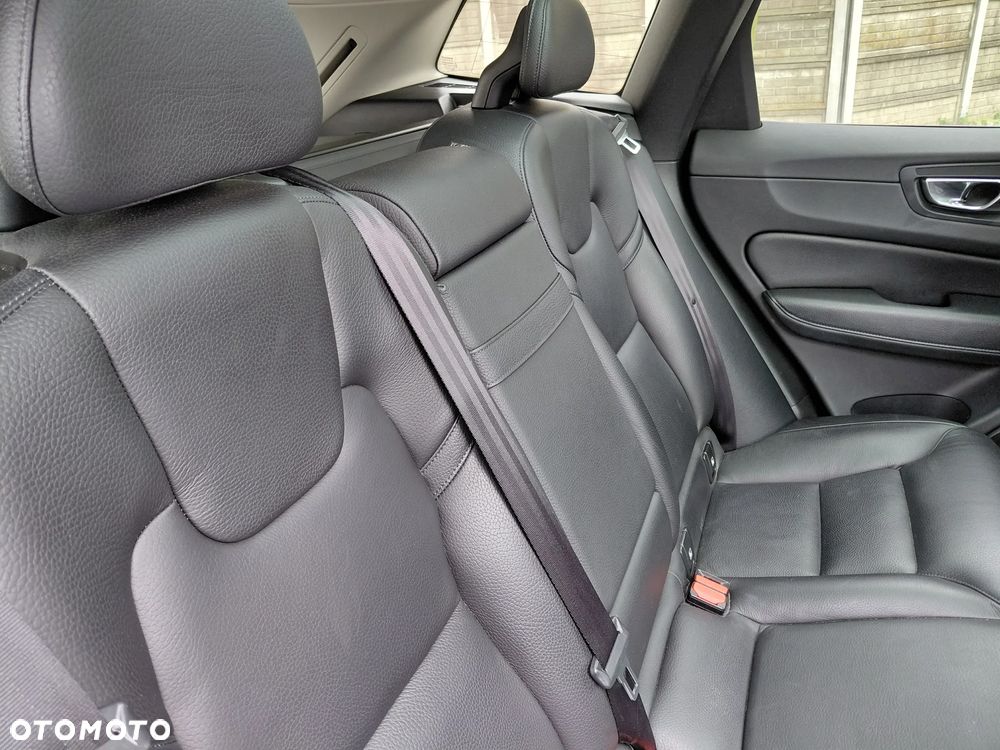 Volvo XC 60 D4 AWD Inscription - 15