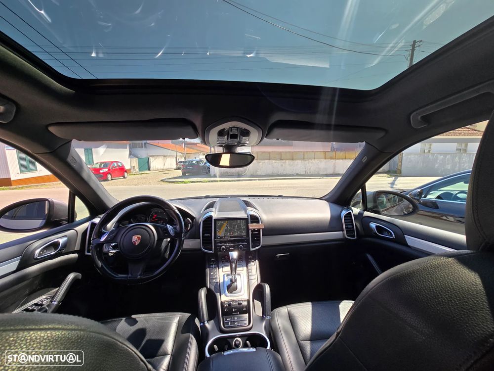 Porsche Cayenne II - 16