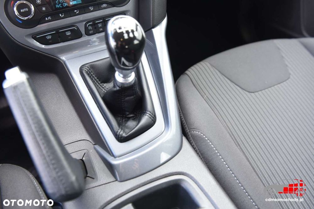 Ford Focus - 30