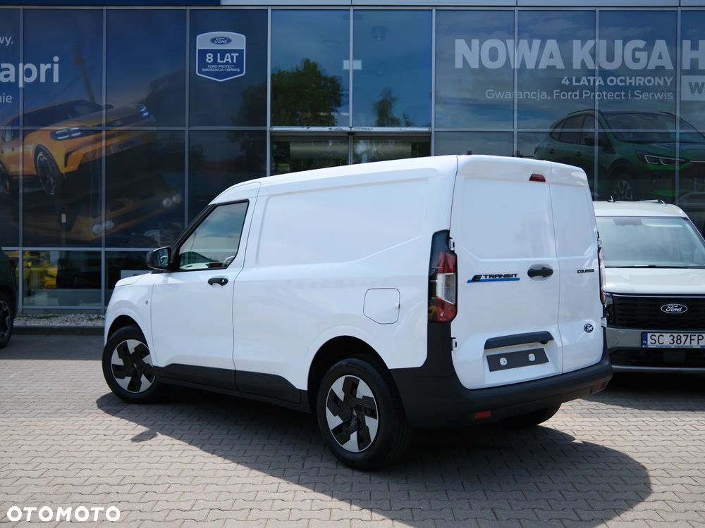 Ford E-Transit Courier - 5